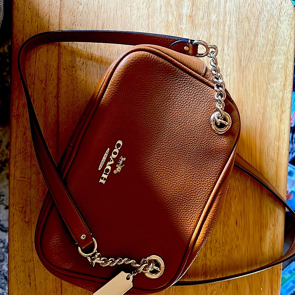 Coach Cammie Chain Shoulder Bag